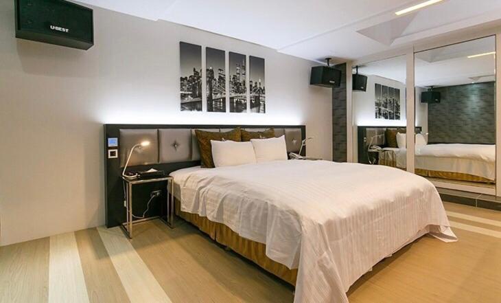 Soho Motel Taoyuan Eksteriør bilde