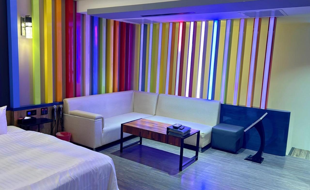 Soho Motel Taoyuan Eksteriør bilde